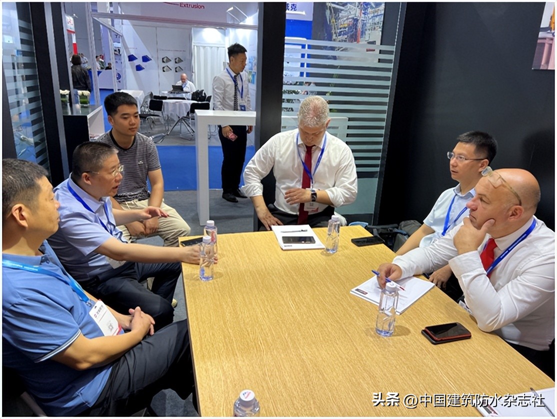 一带一路上的中国防水丨苏州防水院与阿联酋/印度客户签署防水卷材装备订购合同