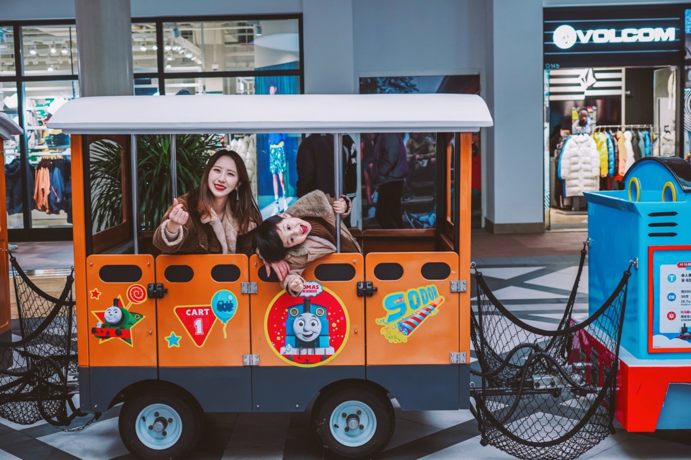 上海佛罗伦萨小镇儿童攻略,上海佛罗伦萨小镇最全购物攻略