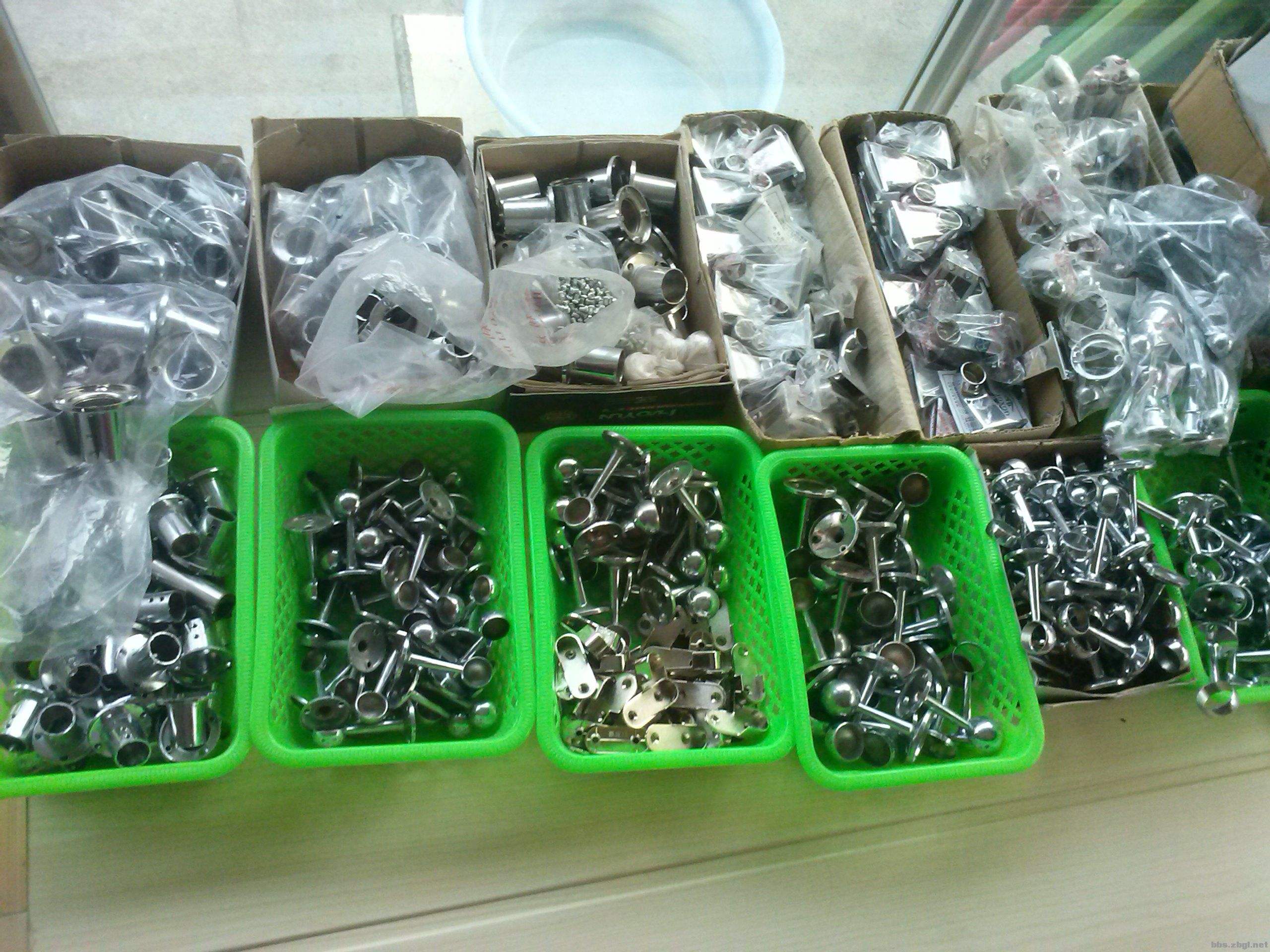 五金店倒闭剩下的货怎么处理,五金店倒闭多的地方还能开吗