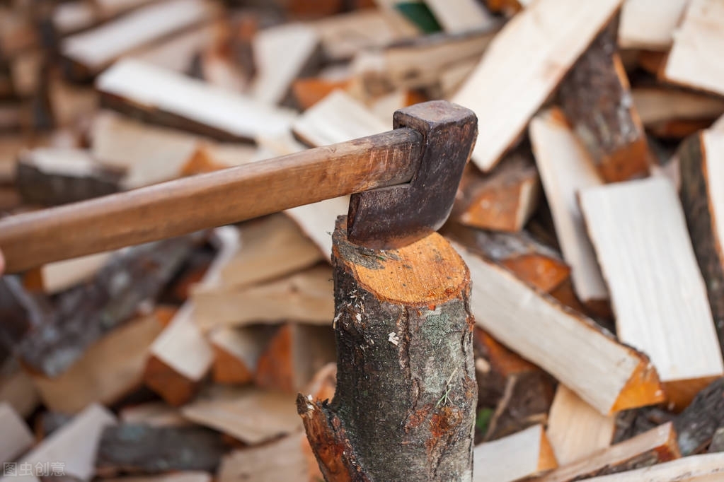 农村柴火壁炉取暖效果如何,农村烧柴取暖的柴火壁炉