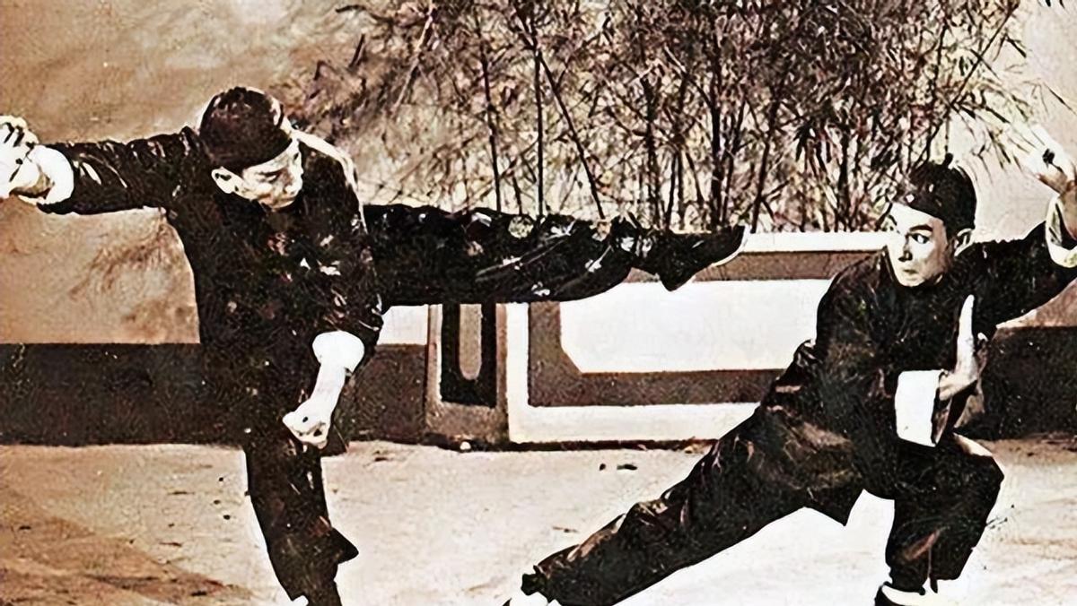 袁小田成龙采访,袁小田与成龙合演的全部电影