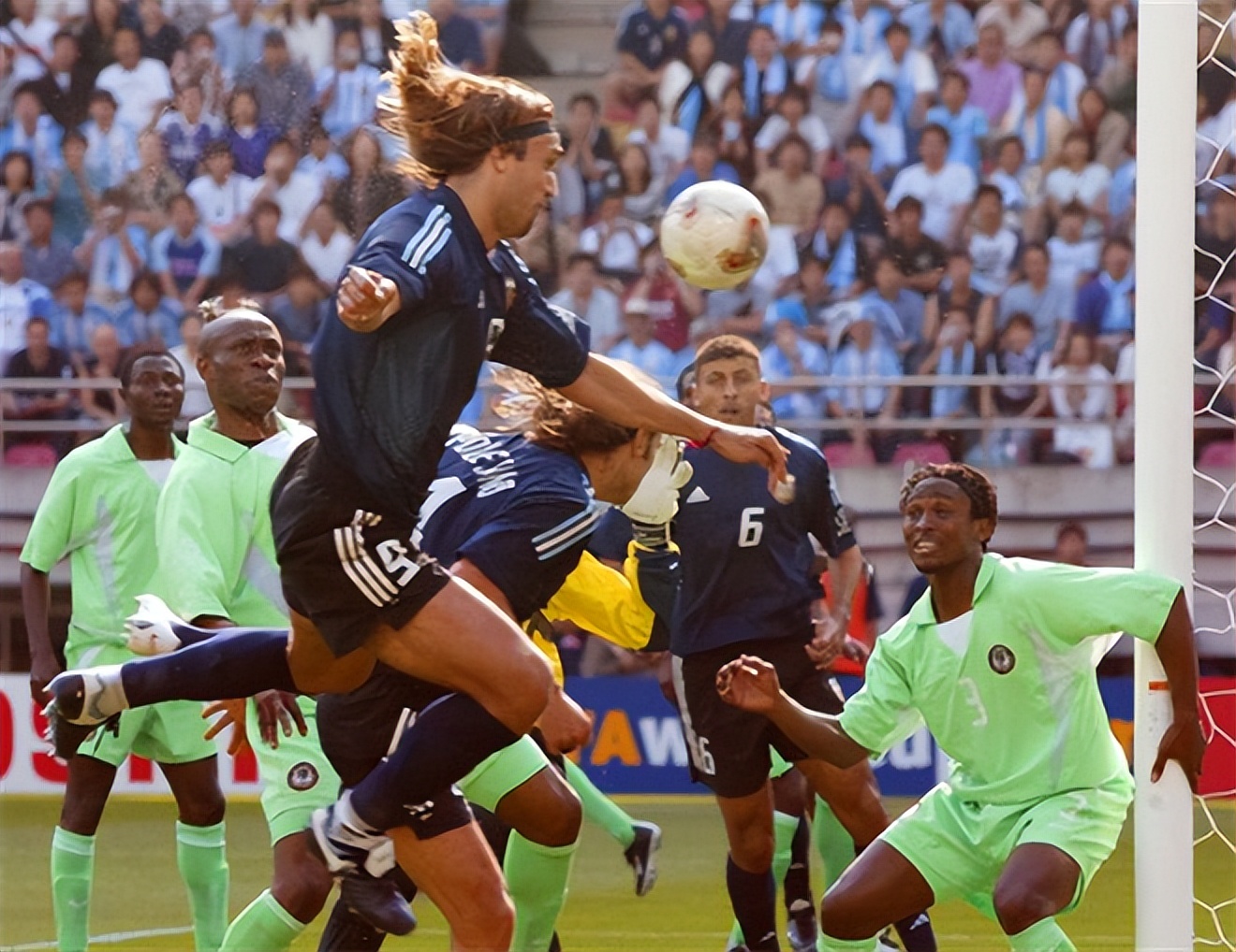 在国米忽悠教练，赴米兰自讨苦吃，亨利眼中最棘手的对手思路清奇