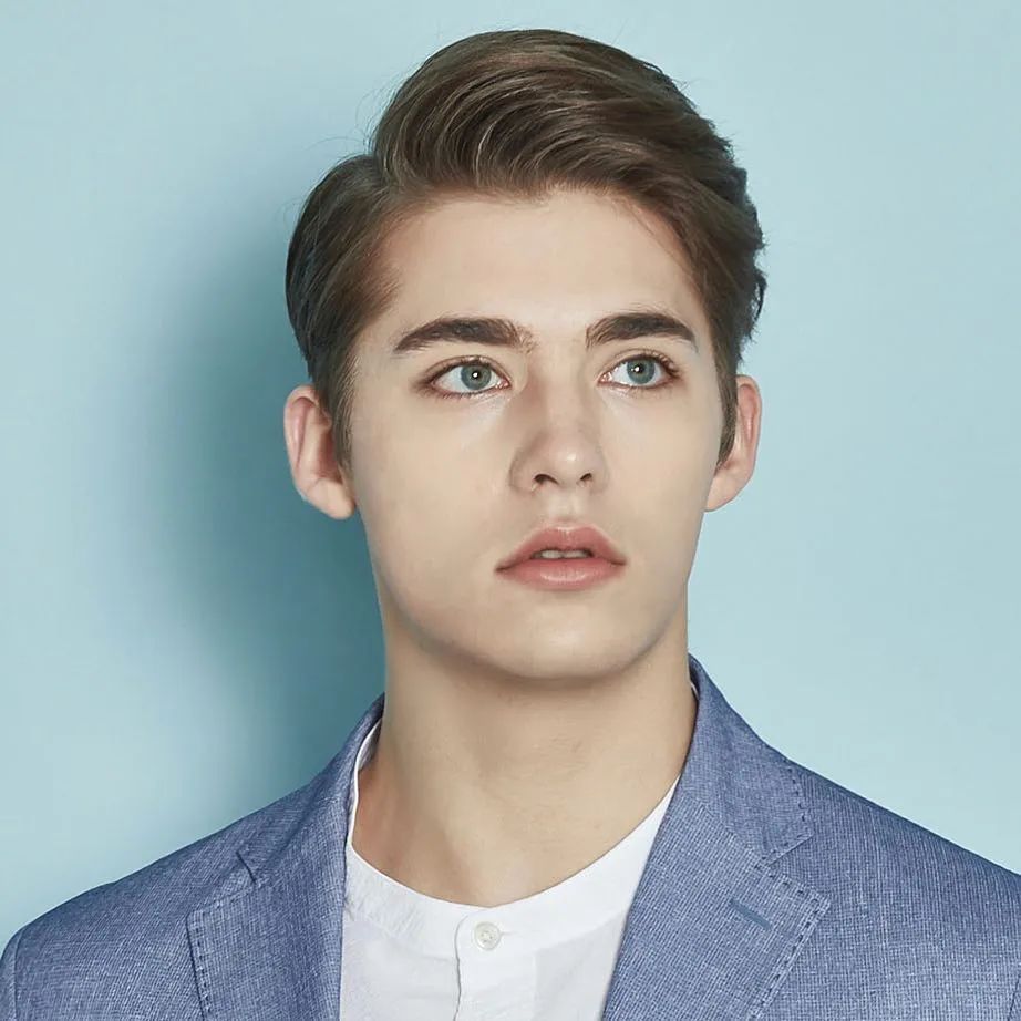 本杰明科特,希尔顿本杰明科特安格