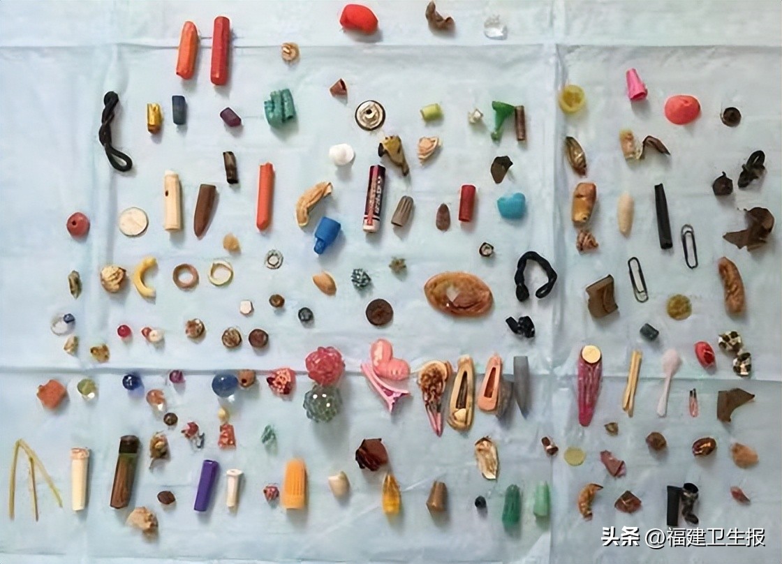 6岁小女孩出血怎么回事,六岁女童无缘无故流血