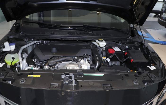 新一代标致308实车解析,全新一代标致308官图亮相