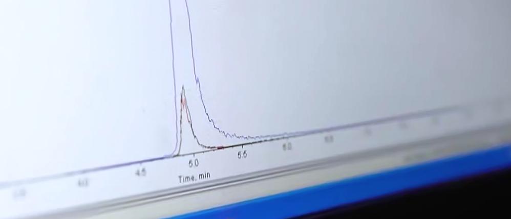 小伙喝下百草枯被医生抢救回来,29岁小伙喝下百草枯农药拒绝治疗
