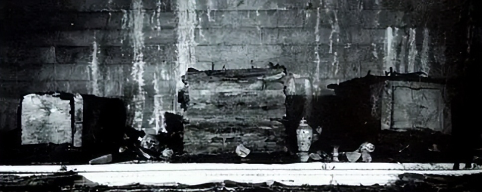 郭沫若打开定陵后诡异事件,郭沫若定陵发生的怪事