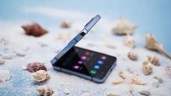 三星galaxyzflip4创意,沉浸式体验三星galaxyzflip4