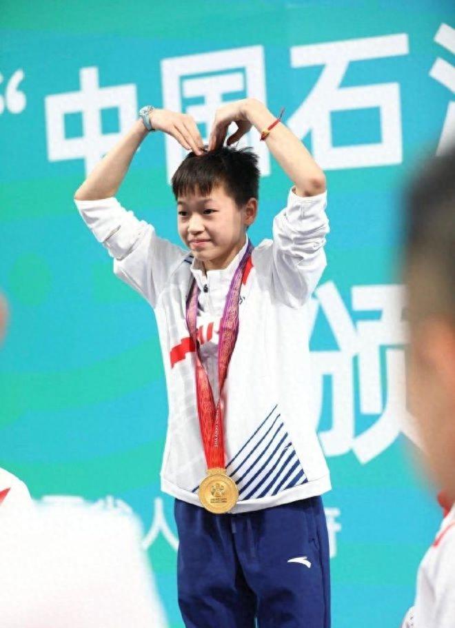 全红婵被嘲笑没文化,全红婵被嘲不认字央视名嘴回应