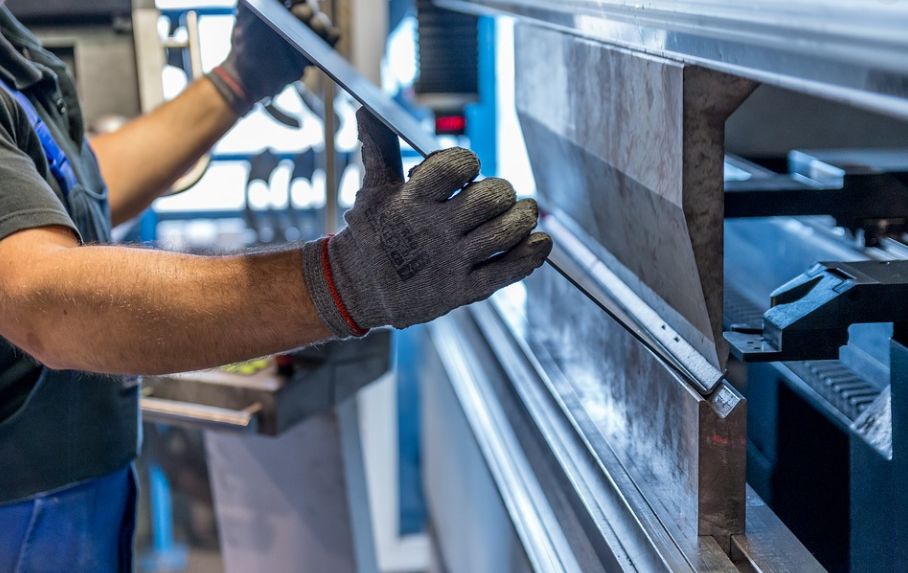 传统实体企业转型新零售的机遇,传统行业加速数字化转型