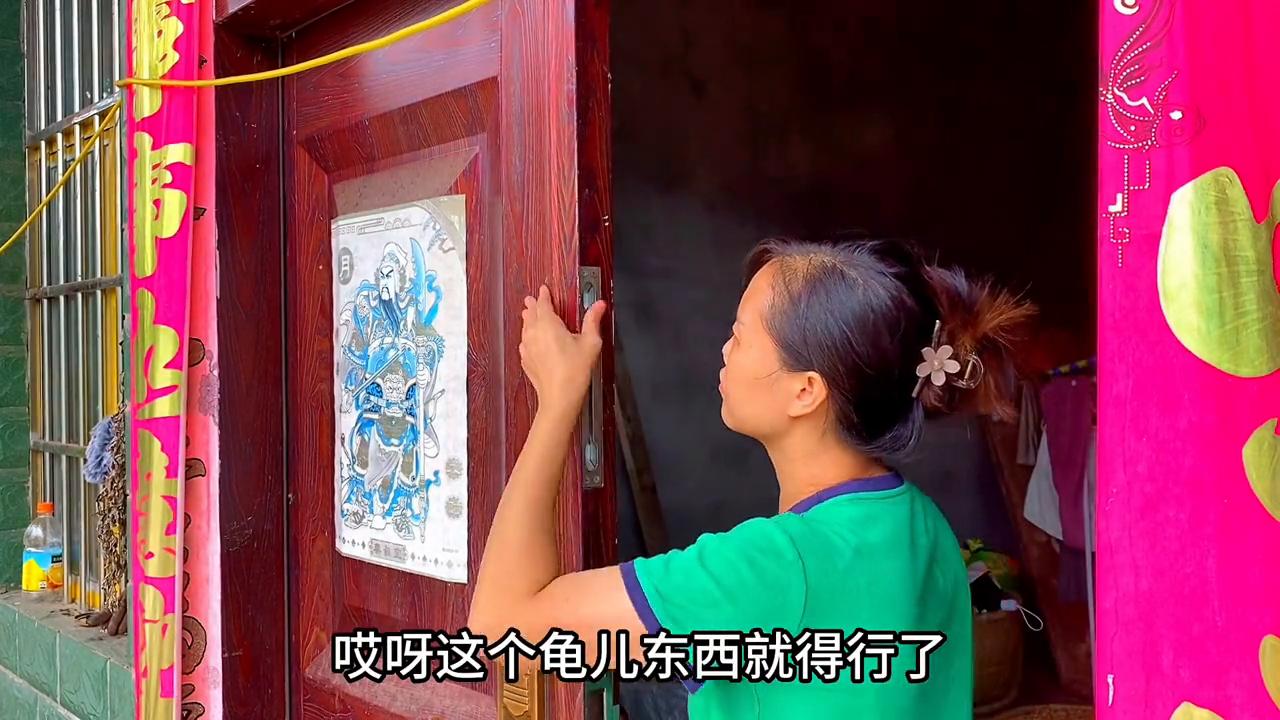 门锁被风吹得咣咣响怎么办,智能门锁被风吹