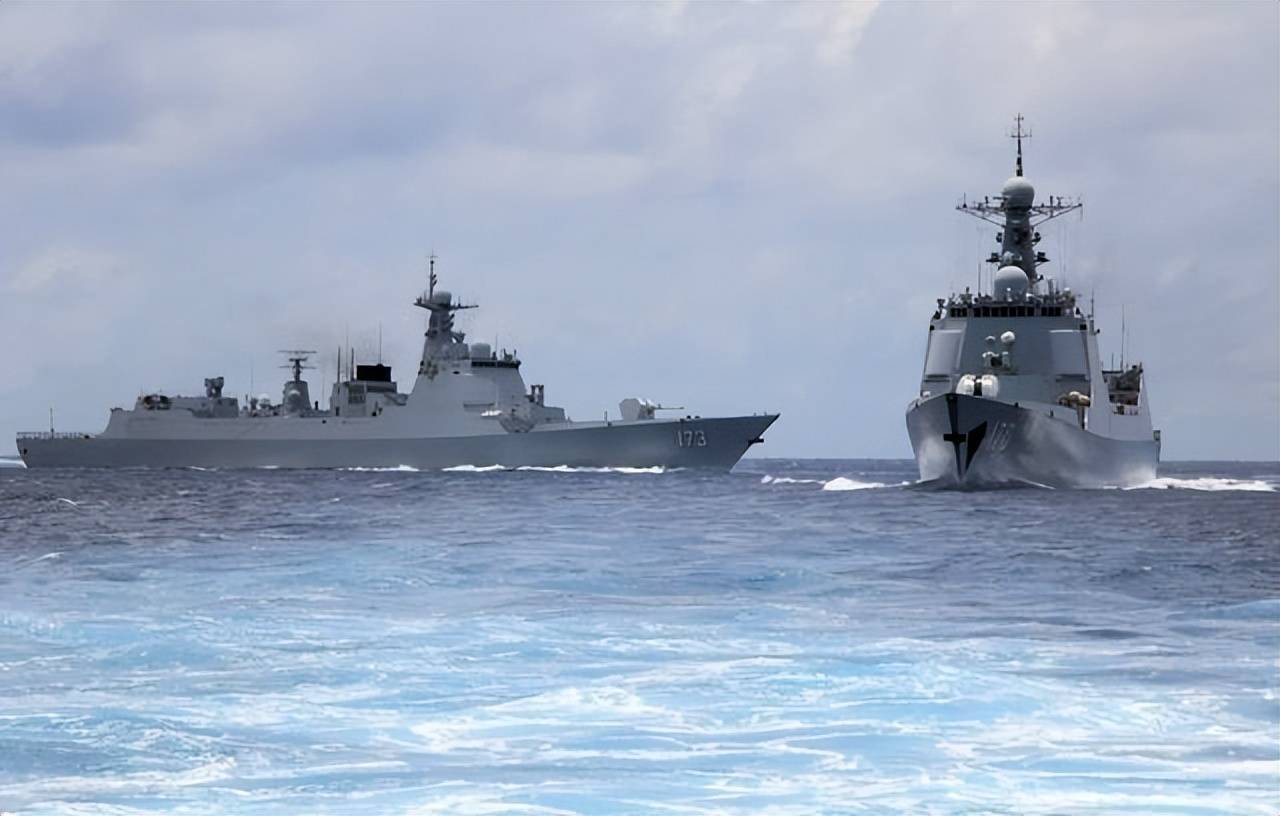 在南海坐滩的菲律宾舰现在咋样了,菲律宾南海最新航母消息