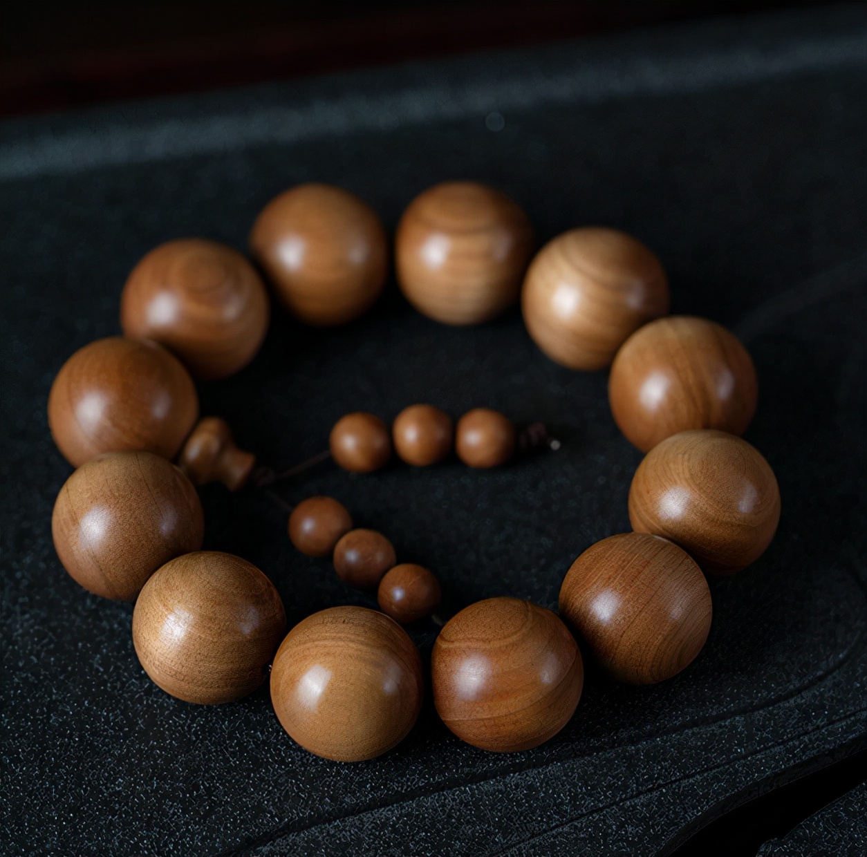 老山檀的保养套装,老山檀雕件怎么保养