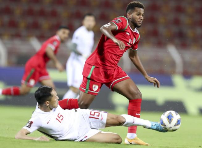 中国男足主帅李霄鹏评价国足,国足阵容大换血李霄鹏给出答案