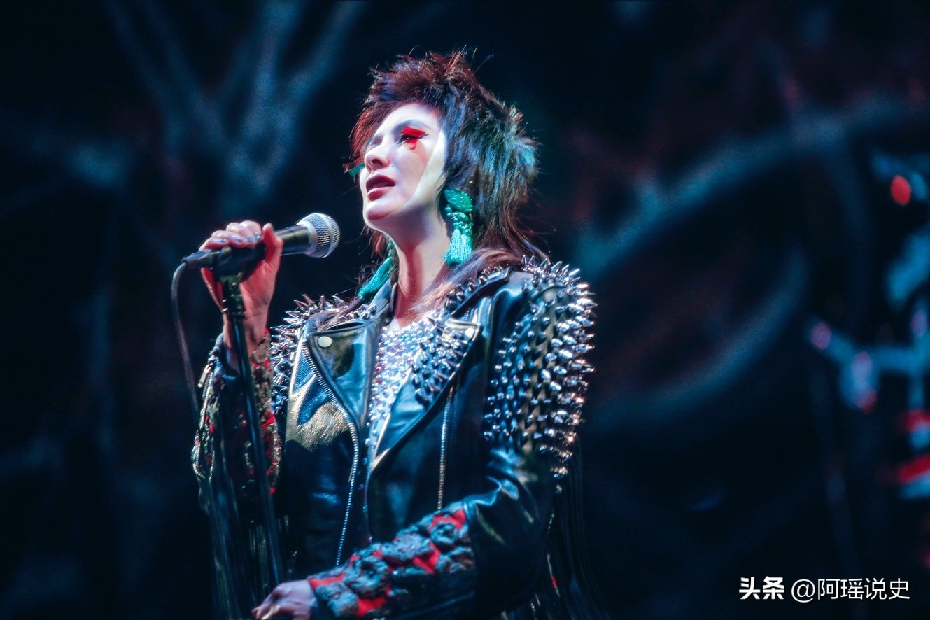 表面是普通女星实际是富豪千金,盘点娱乐圈中家世显赫的五位女星