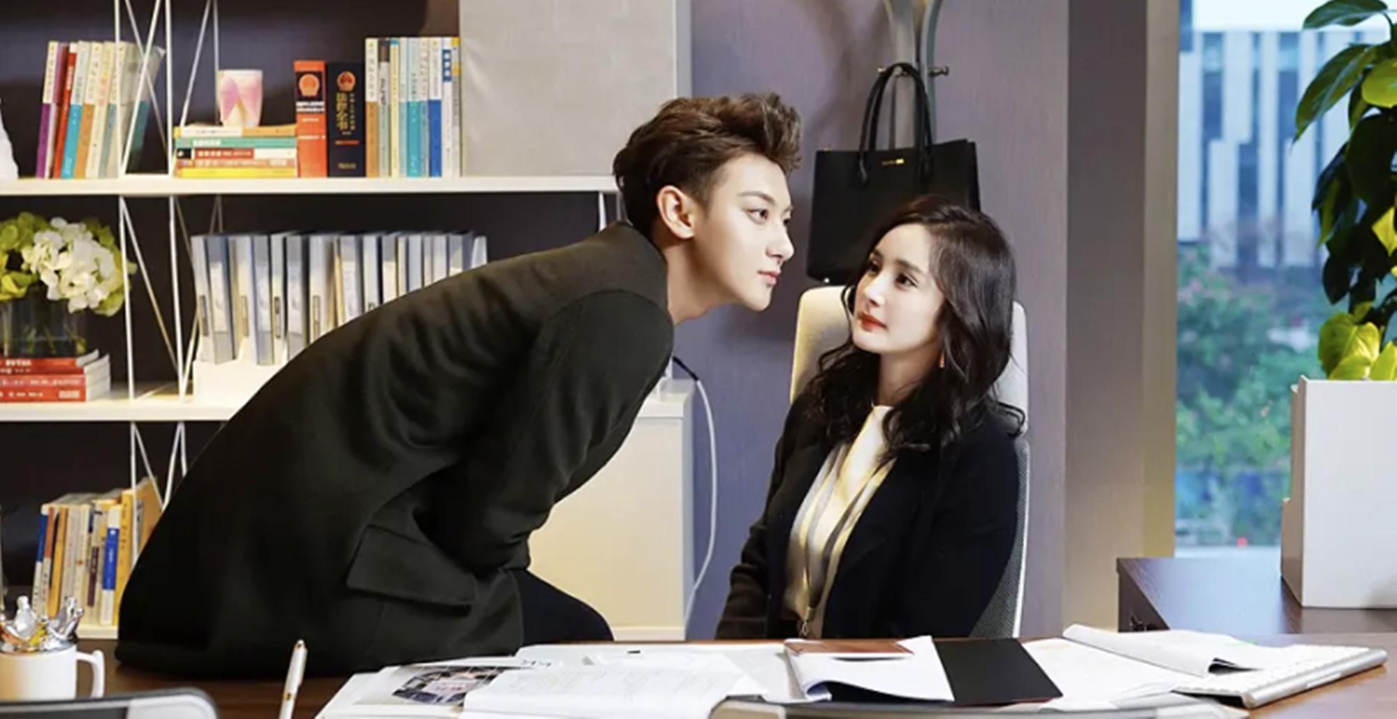 52岁演少女,借拍戏之名行咸猪手,影视圈这些畸形现象,该改改了