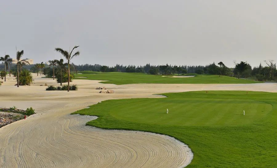 国内首创沙漠高尔夫,沙漠球场图片欣赏