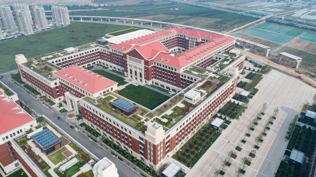 鲁班奖属于中国建筑的最高奖项吗,鲁班奖是中国建筑行业最高奖项