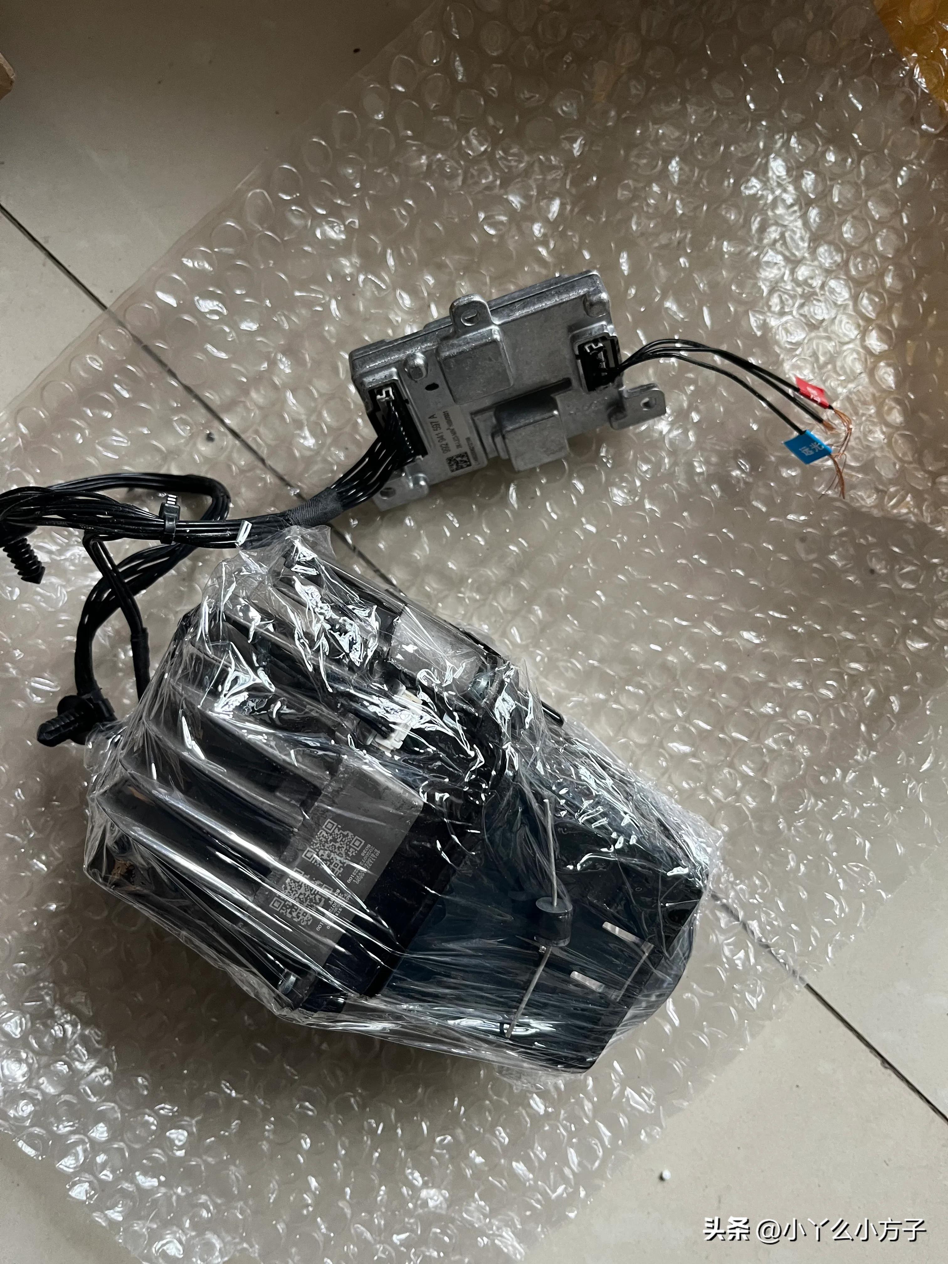 旭鹰改透镜大灯,旭鹰大灯拆解图解法