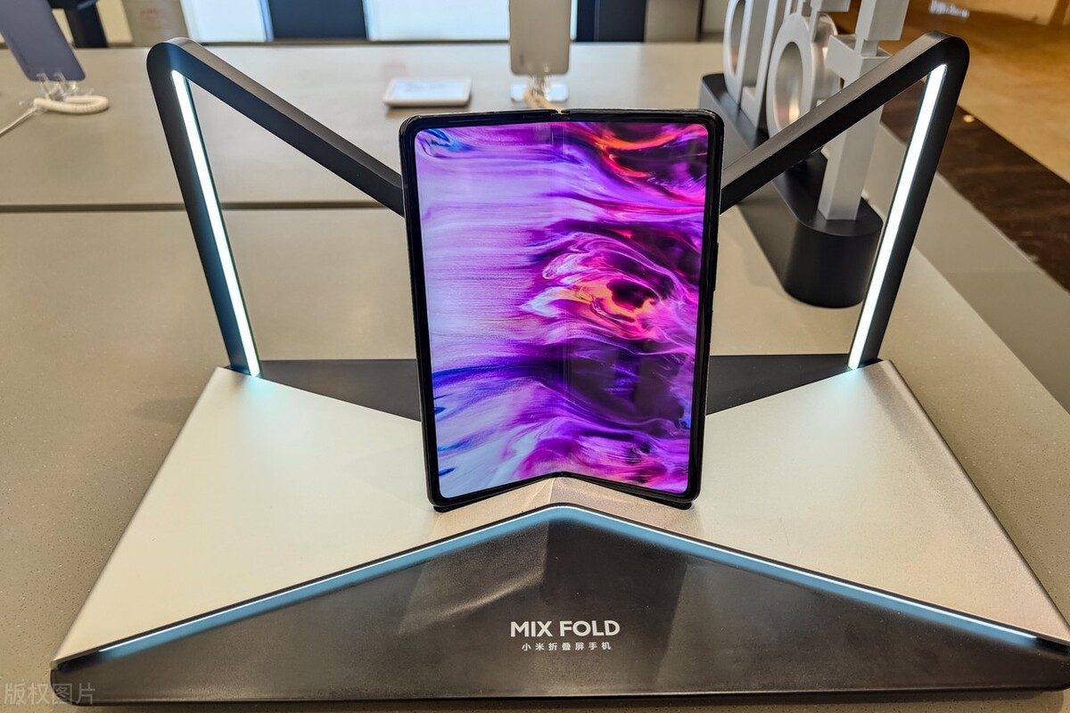 各厂商折叠屏手机,为什么每个厂商都发布折叠手机