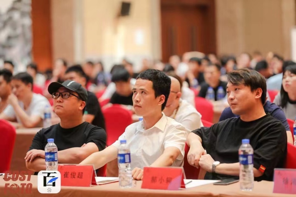 从一个普通人到登顶的心路历程,从一无所有到白手起家的人