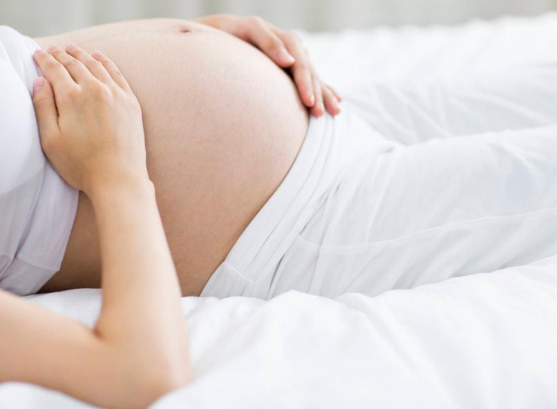 提醒准妈妈们：孕期出现4个异常，或说明胎儿出事了，需及时就医