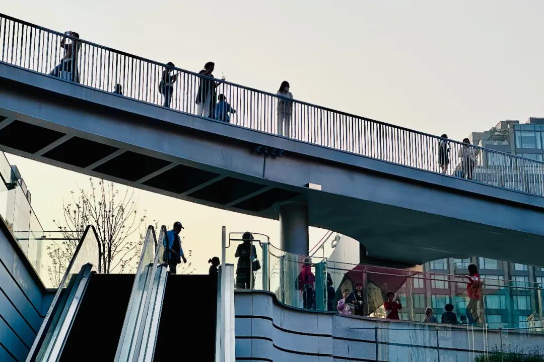 上海苏河湾万象天地怎么样,上海苏河湾万象天地介绍