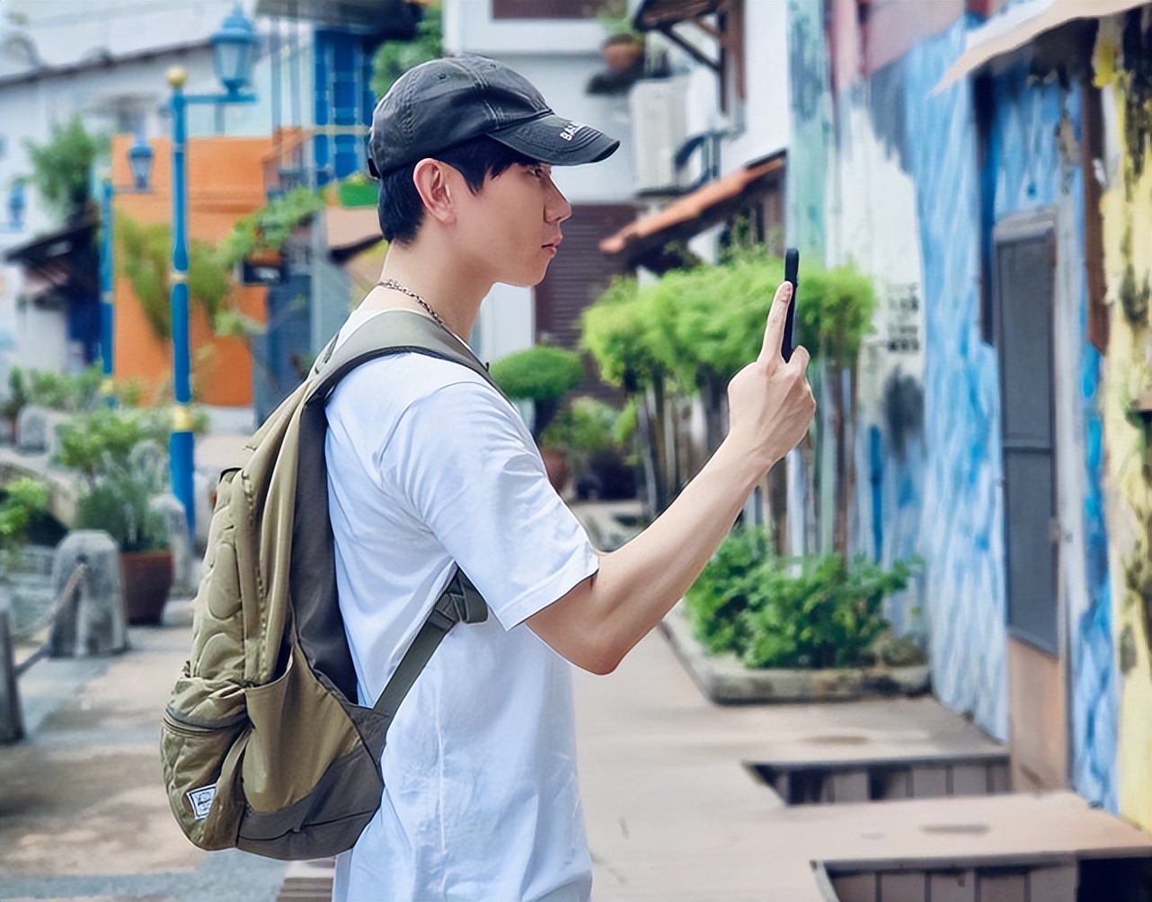 曾宝仪得了什么病,曾宝仪确诊新冠肺炎