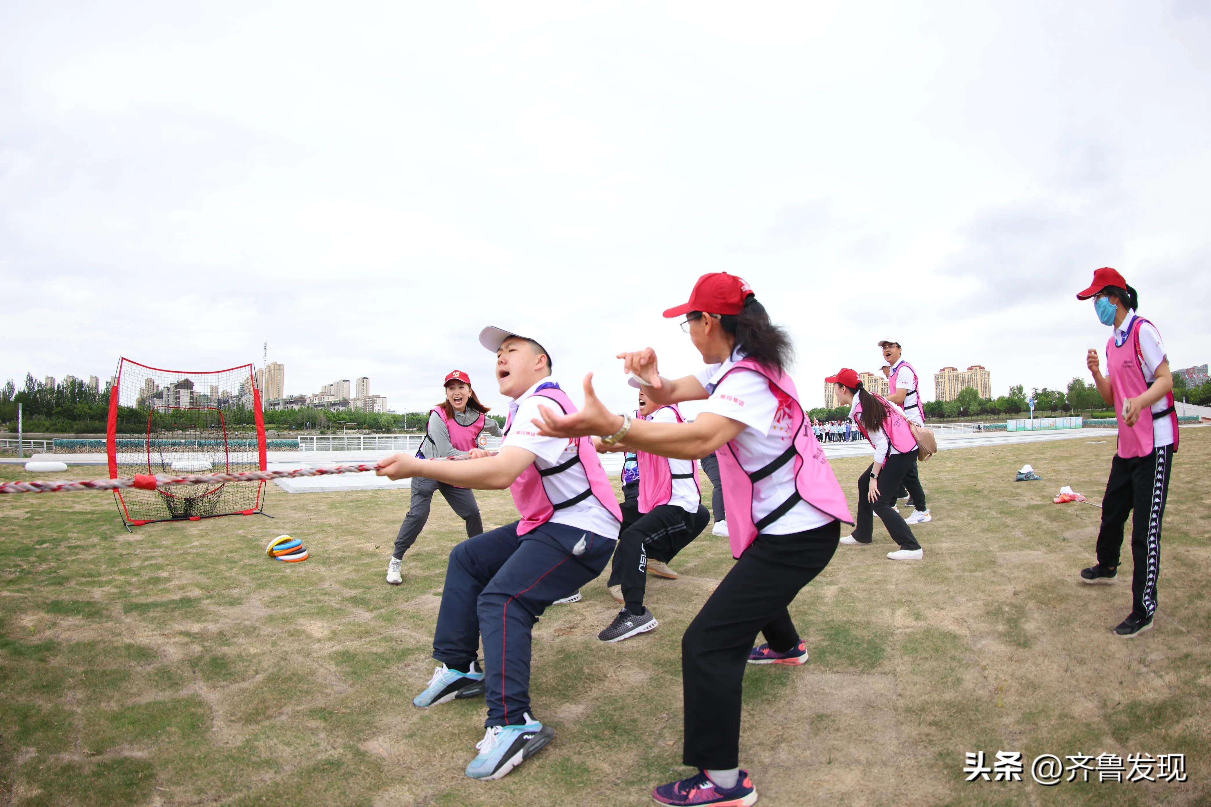 砥砺奋进新征程凝心聚力再出发,砥砺奋进十五载筑梦前行再启航