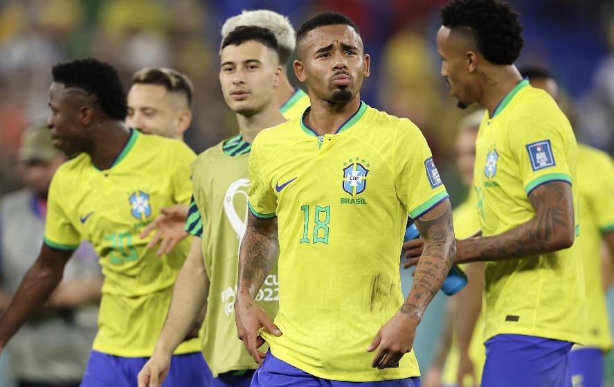 足球赛况最新信息巴西对战阿根廷,西班牙对阵巴西实力分析结合数据