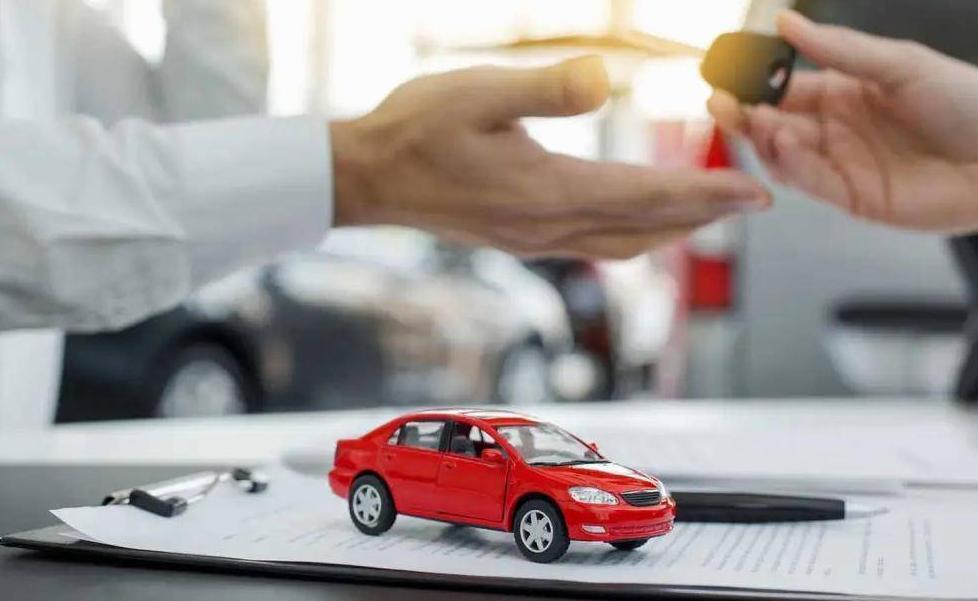 在4s店买车必须强制买保险怎么办,4s店买车强制买保险有哪些险种