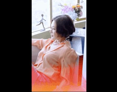 关之琳拍卖珠宝钻石手链,关之琳拍卖珠宝3个亿