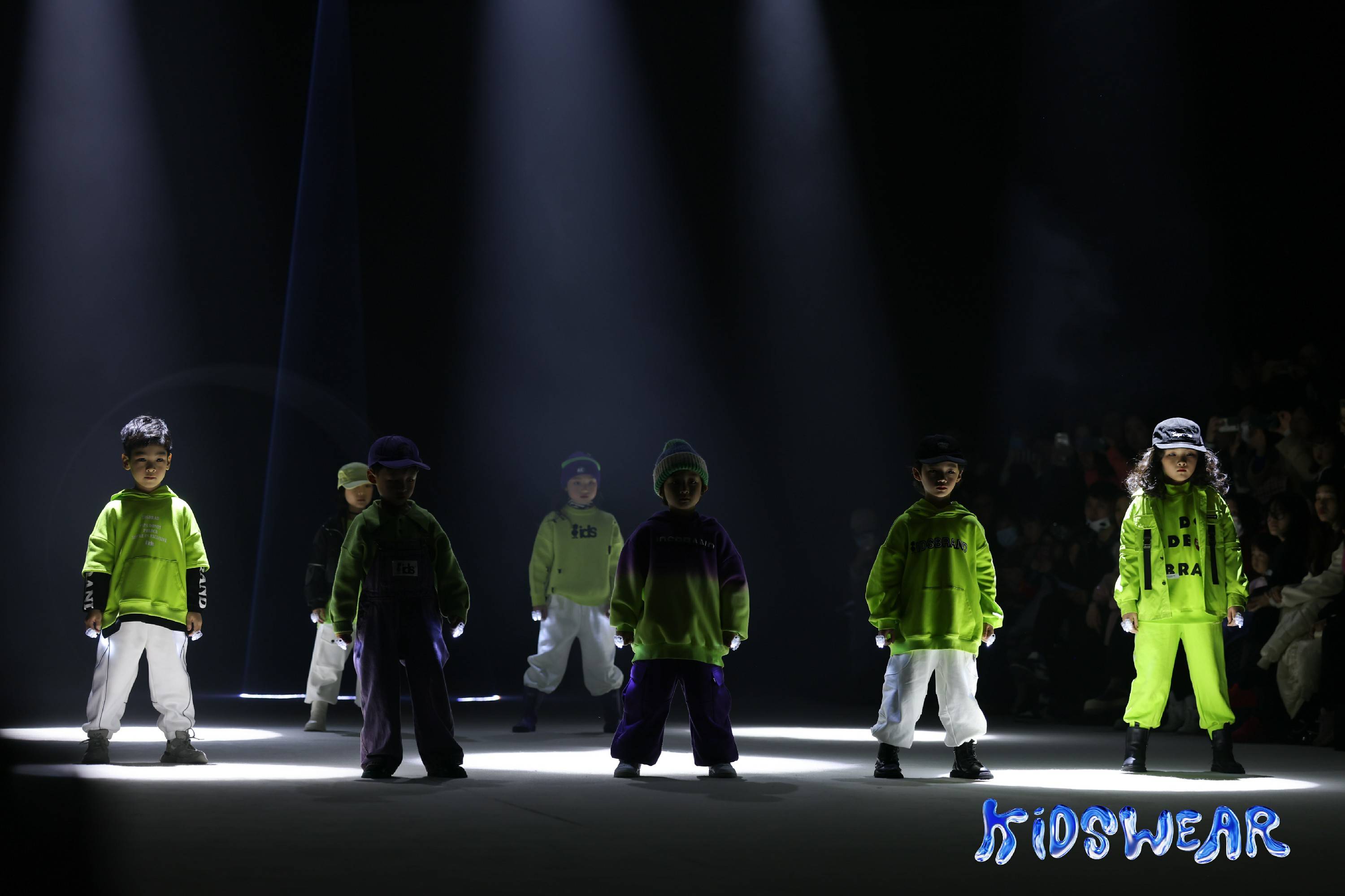 aw23上海时装周kidswear,aw2021kidswear上海时装周