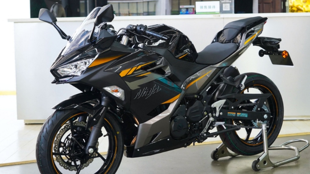 川崎ninja400车型有哪些,川崎ninja400属于什么车型