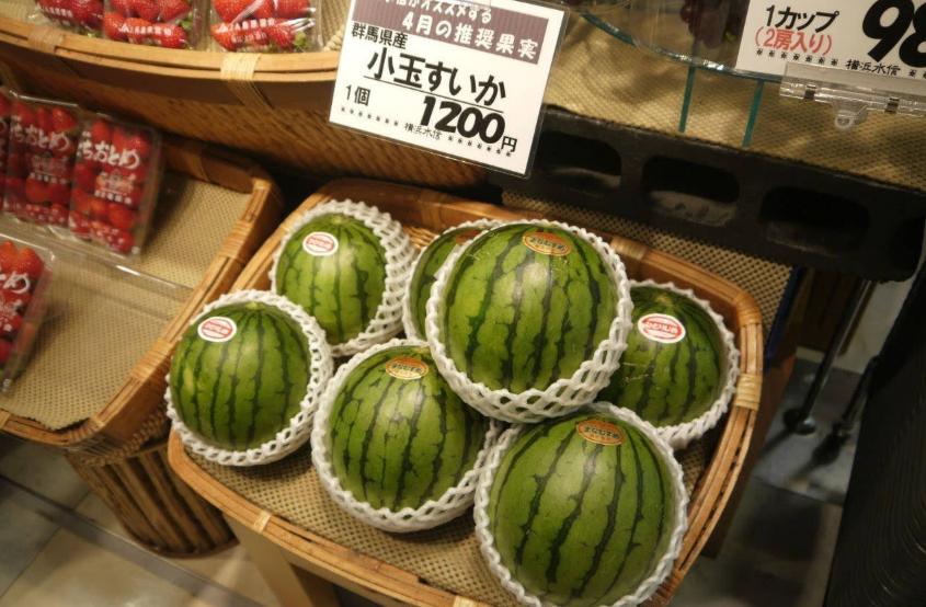 韩国一个西瓜折合成人民币多少钱,韩国西瓜价格人民币