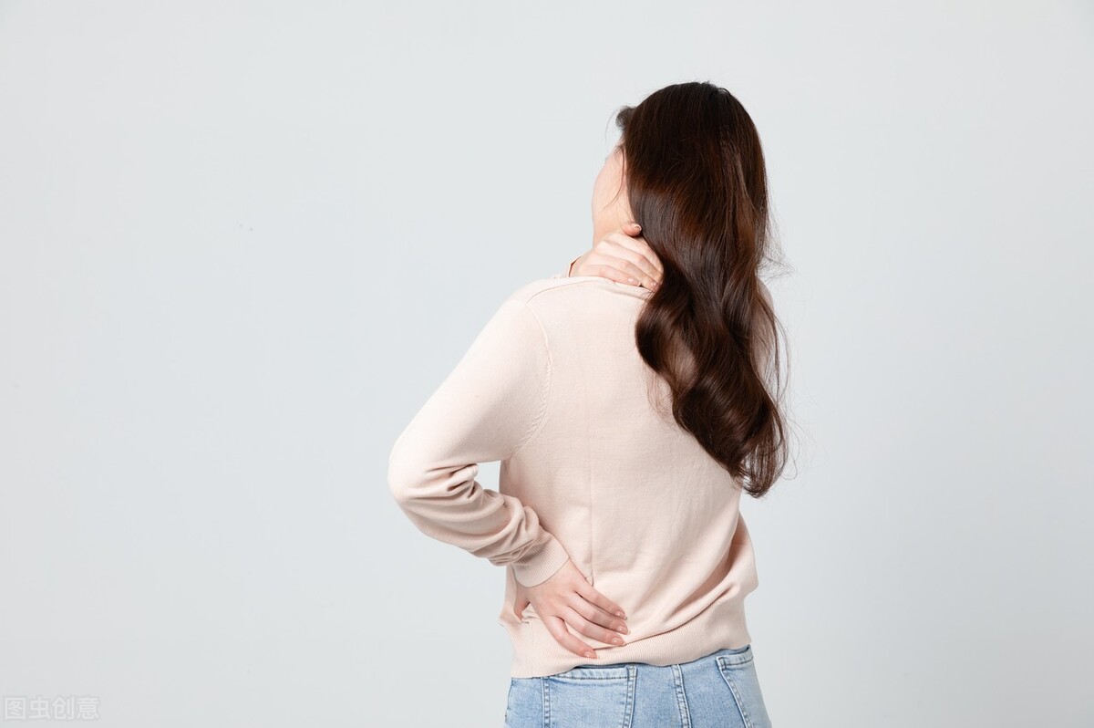 青少年特发性脊柱侧凸术后女性妊娠相关问题