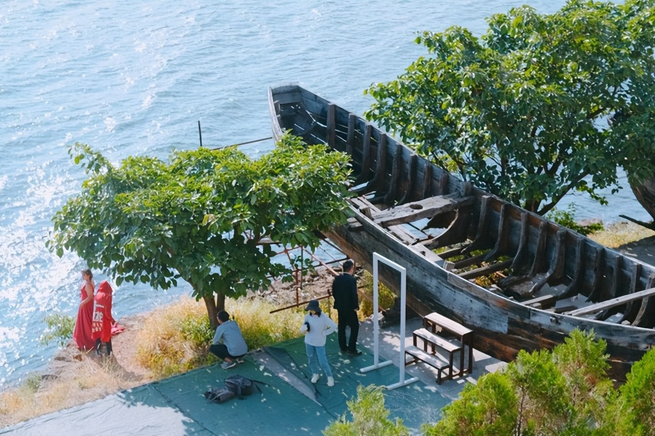 海口去昆明旅游攻略路线推荐一下,从海口到昆明旅游攻略路线怎么走