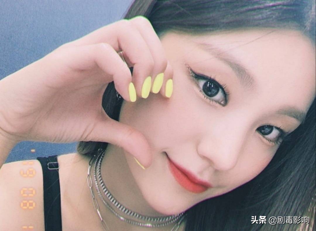 jennie郑秀晶舞台对比,郑秀妍jennie郑秀晶