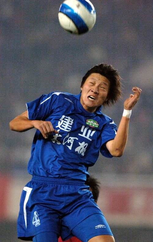 赵鹏都在踢中卫,赵鹏踢中卫是什么梗