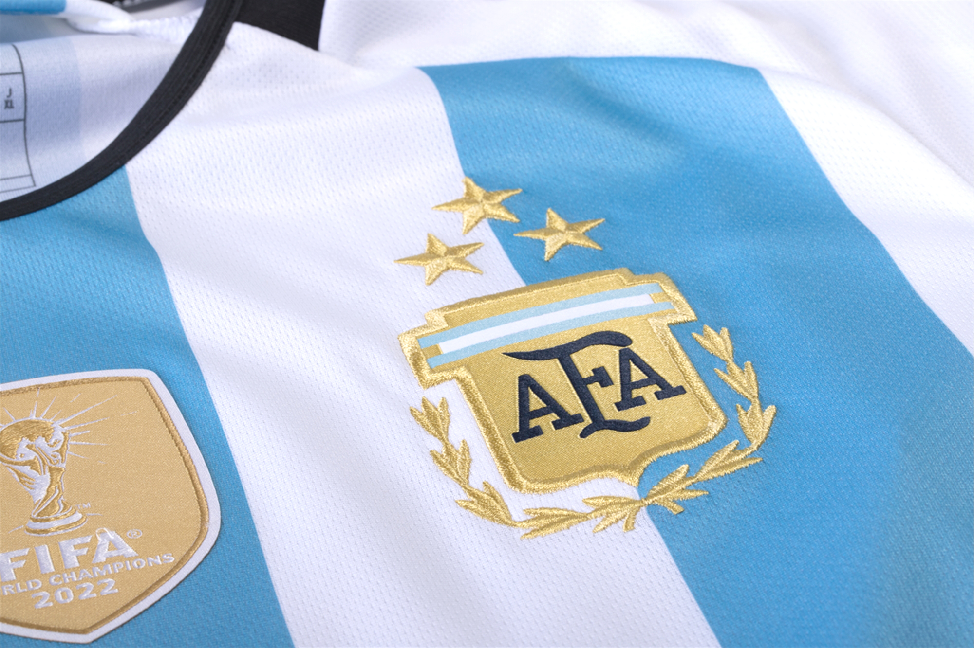 阿根廷足球三星队徽,更换足球队徽