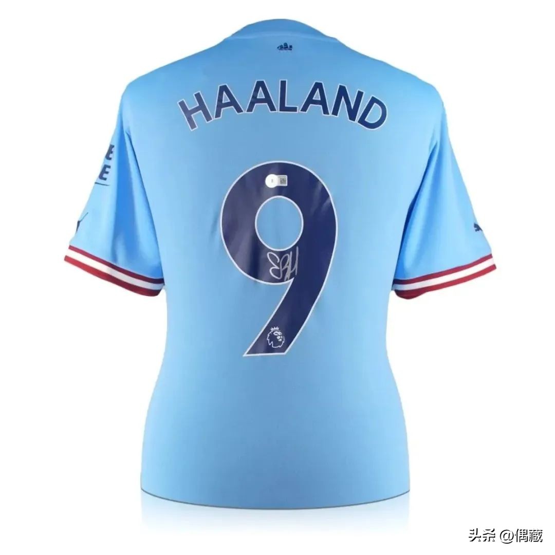 限量7张！TheDugout上架C罗超大幅签名海报