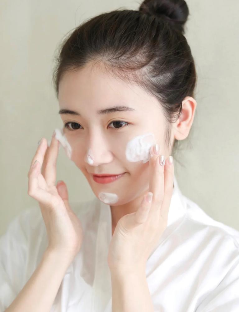 洗面奶几块十几块推荐,洗面奶几块