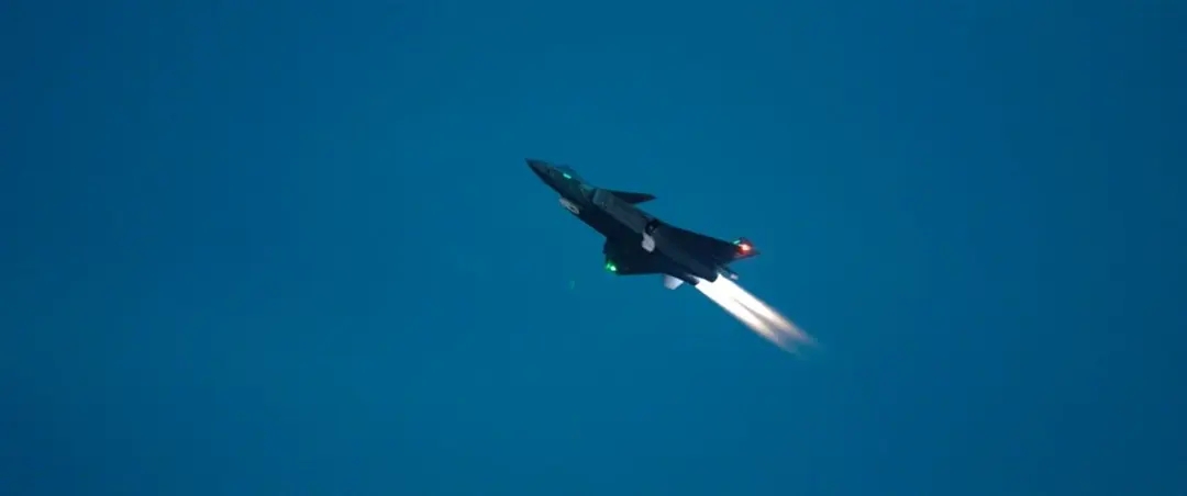 壮志凌云吐槽,壮志凌云2vs战狼2