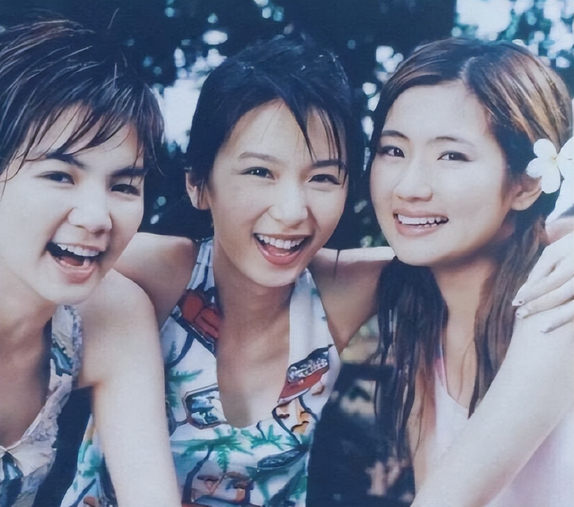 她为罗志祥下跪是真的吗？