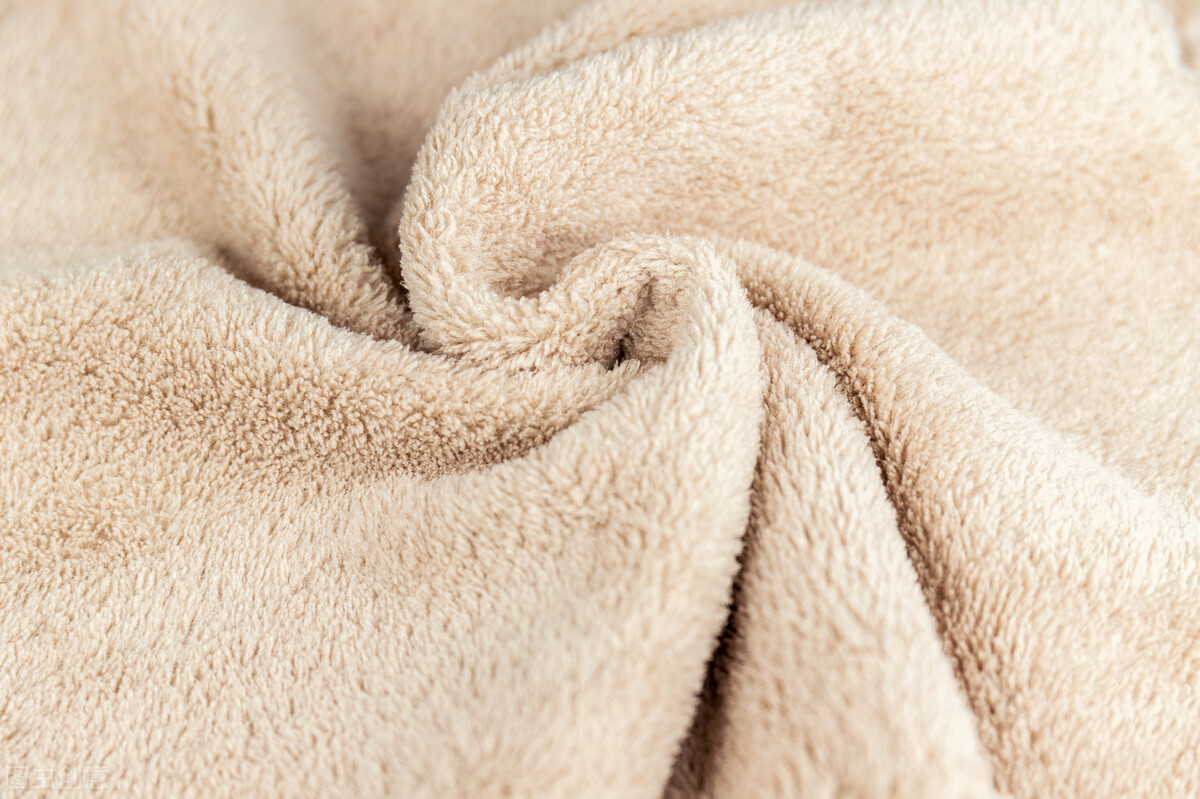 怎样穿衣服可以防止衣服起球,衣服防止起球的方法