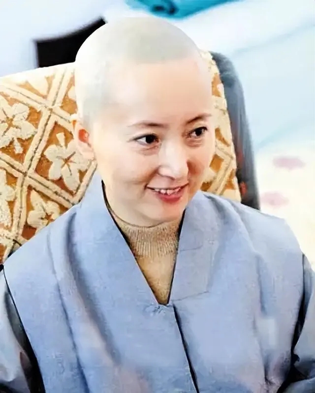 李娜从歌坛一姐到出家为尼,歌手李娜出家为尼的原因是什么