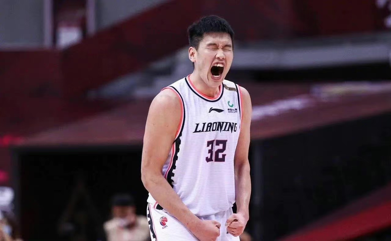 辽宁队第一次签下2米10年中锋,辽宁队2米08锋线悍将