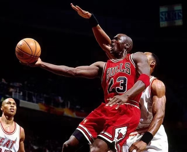 致敬传奇nba2k,致敬一代传奇的球员