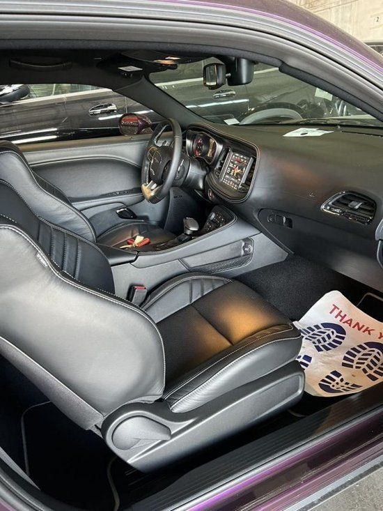 道奇挑战者红眼宽体地狱猫越狱版,道奇挑战者地狱猫红眼国内多少钱