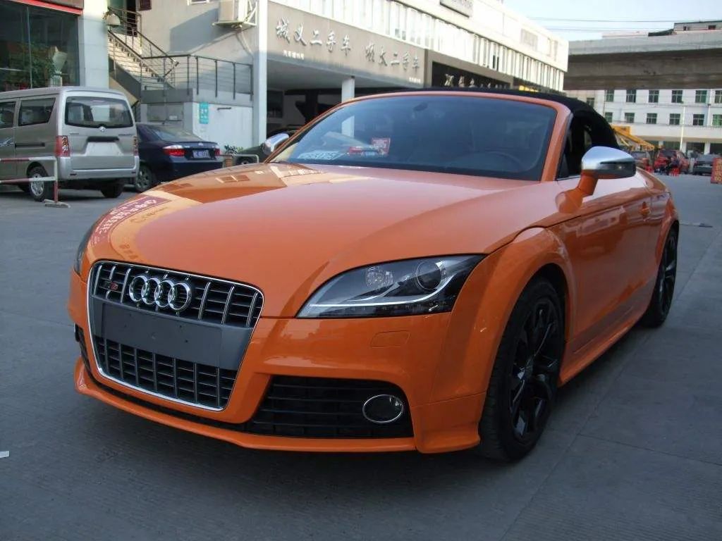 知豆新能源微型汽车续航300公里,丰田普锐斯06年刚出时报价